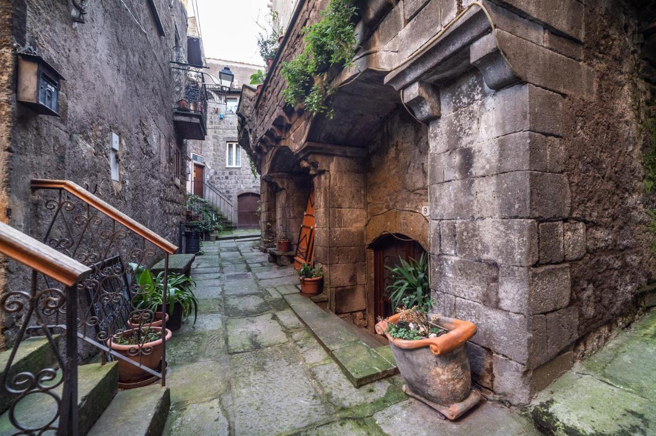 La Dimora Nel Borgo Apartment Vitorchiano Bagian luar foto