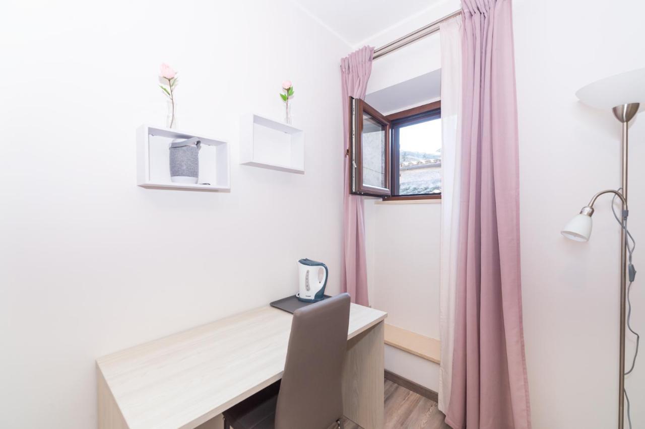 La Dimora Nel Borgo Apartment Vitorchiano Bagian luar foto